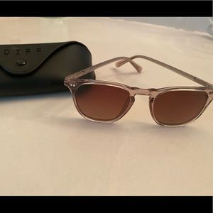Brand new never worn Diff sunglasses.